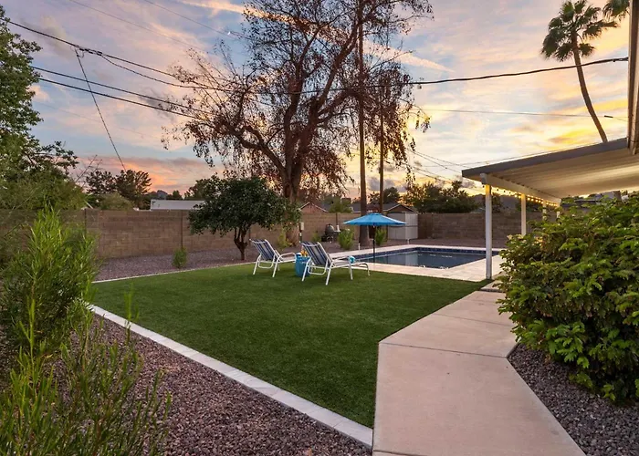 Shangri La - Boho Chic With Patio Pool & Grille *
